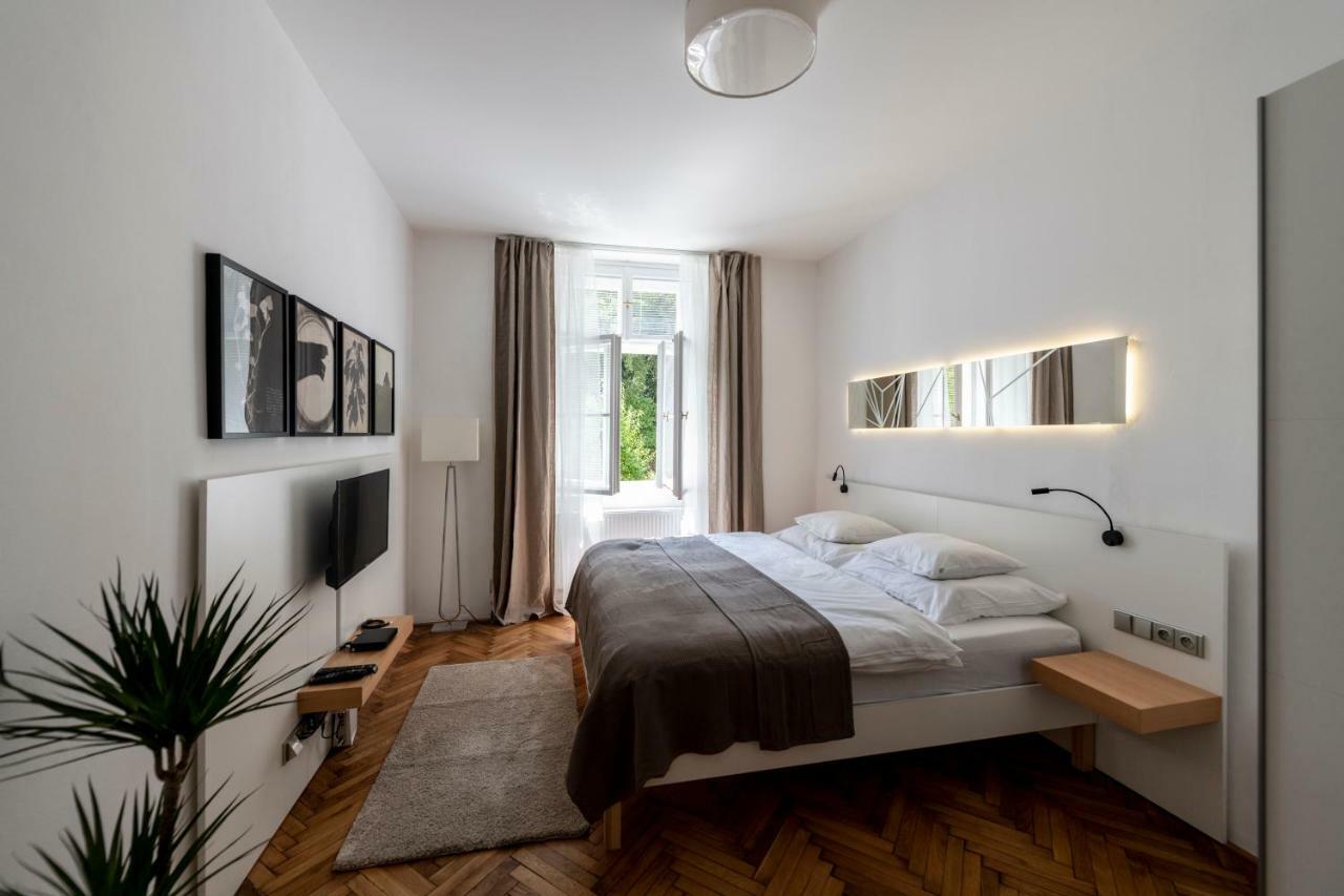 Apartment Slavikova 11 Прага Екстер'єр фото